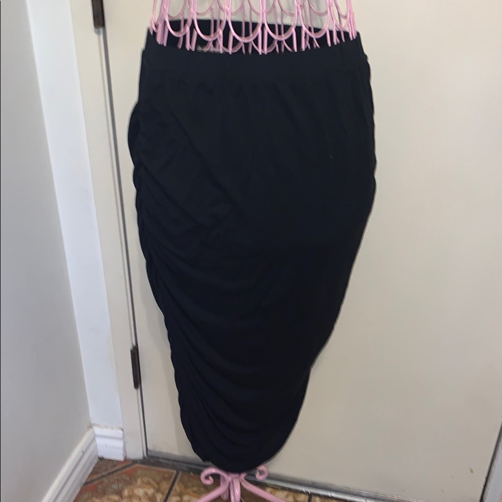 LA Relaxed Black Cotton Skirt- Large